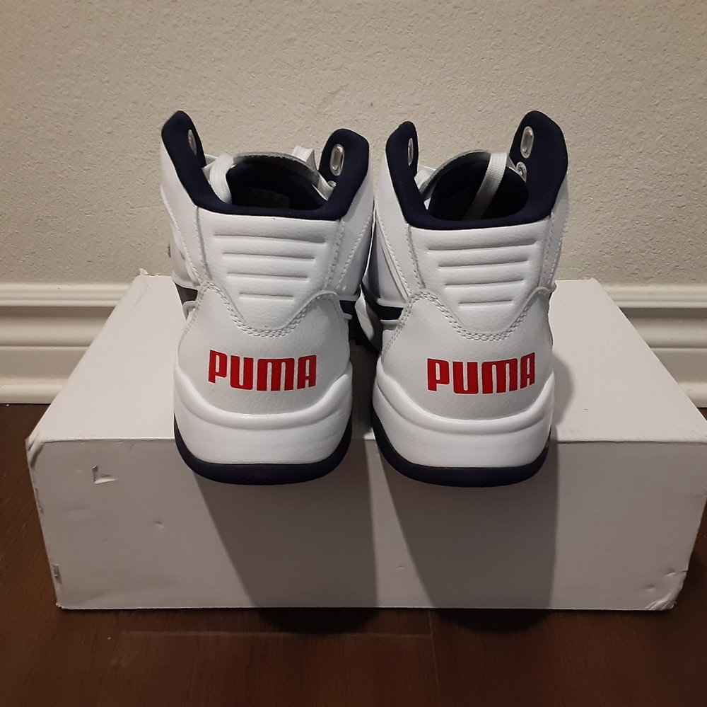 Puma - Picture 4 of 4